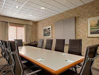 Wingate By Wyndham Hotel